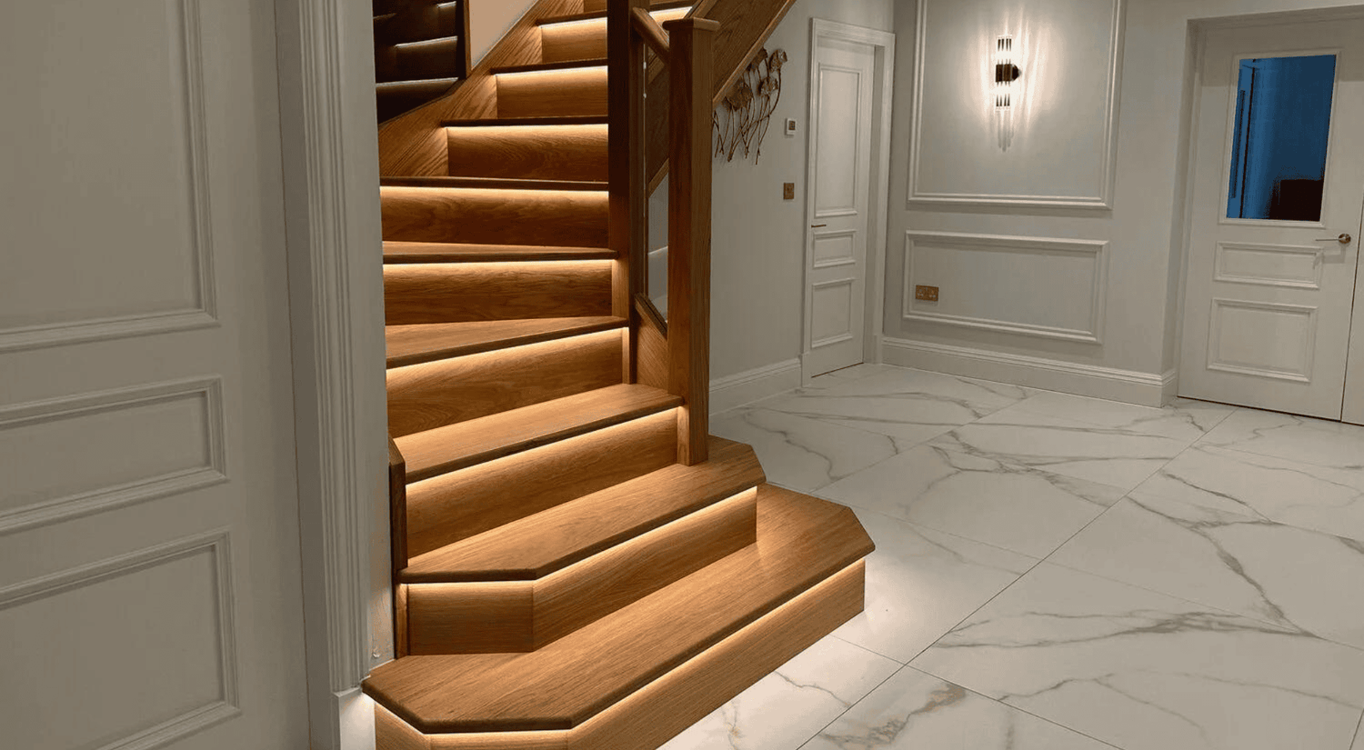 Benefits of Choosing Oak Stair Parts for Your Home